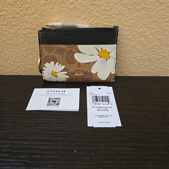 Coach  Mini Skinny ID Case In Signature Canvas With Floral Print - Picture 5 of 13